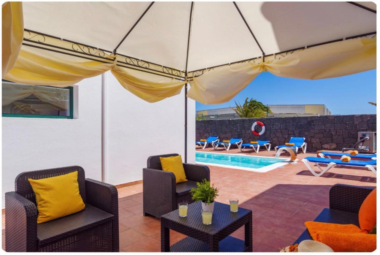 Spacious Private Villa & Private Heated Pool - Villa Sunshine Costa Teguise Extérieur photo