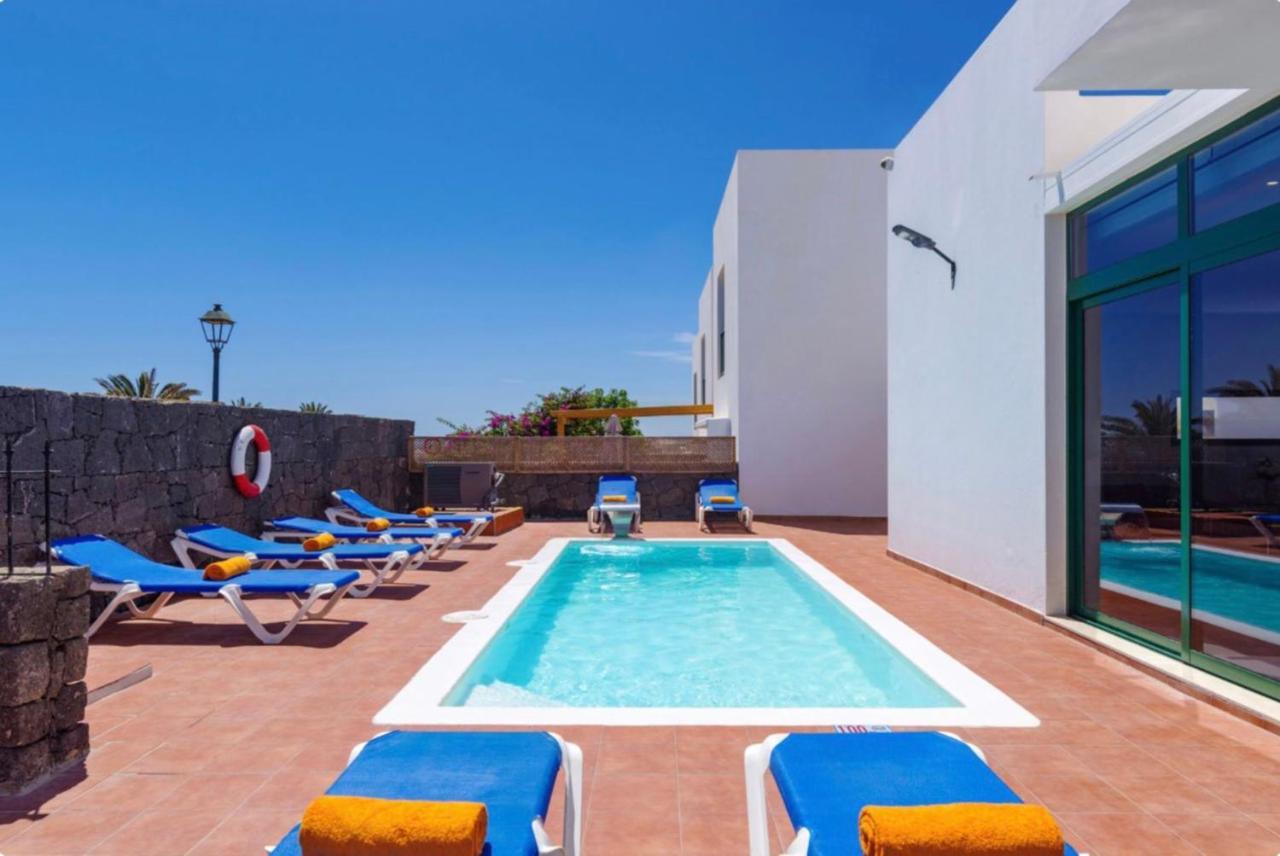 Spacious Private Villa & Private Heated Pool - Villa Sunshine Costa Teguise Extérieur photo